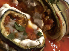 Roulé de dinde à l'aubergine et à la mozzarella