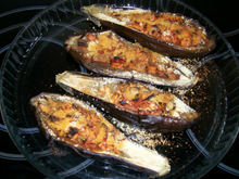 Aubergines farcies à la tomate et au jambon
