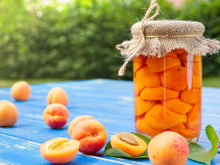 Abricots confits : la méthode facile de ce chef renommé pour les faire et profiter de ce fruit toute l’année