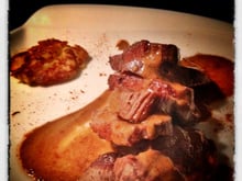 Magret de Canard à la sauce au Porto Blanc et ses pavés de purée au Cantal