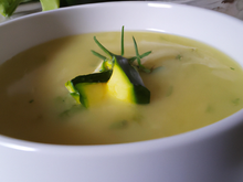 Soupe de courgettes à manger chaude ou froide