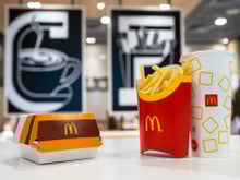 Un nouveau burger débarque chez McDo le 4 janvier et il va mettre tout le monde d'accord !
