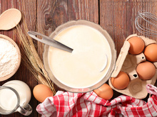 Il vous reste de la pâte à crêpes ? Ne la jetez pas ! Voilà 4 gâteaux que vous pouvez faire avec !