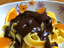 Tagliatelle à l'orange accompagné de sa sauce au chocolat