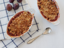 Crumble aux prunes rouges