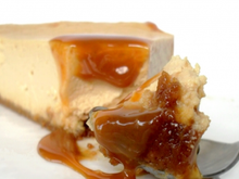 Cheesecake à la confiture de lait & éclats de caramel
