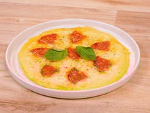 C’est notre nouvelle recette de la flemme préférée : une pizza express prête en 5 minutes chrono !