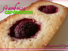 Financiers aux framboises et à la cardamome