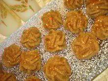 Rose des sables aux noisettes entières grillées et au miel