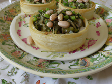 Salade de haricots Tarbais-saveur fenouil, noix de saint Jacques en croûte verte