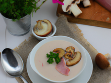 Velouté de champignons au jambon