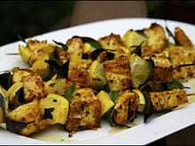 Brochettes de thon à la grecque