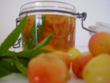 Confiture de cerises à la menthe