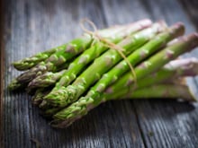 Nos 12 meilleures recettes pour sublimer les asperges vertes
