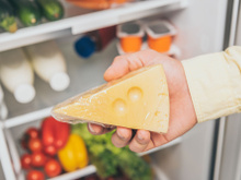 Voici pourquoi vous devriez ranger vos fromages dans le bac à légumes