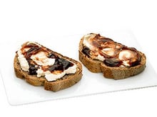 Tartines au Philadelphia et sirop de Liège