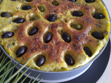 Cake aux asperges et olives