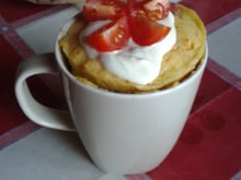 Mug cake aux lardons et tomate cerise