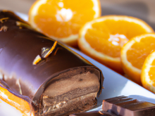 Bûche au chocolat, à l'orange et au grand marnier