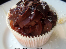 Cupcakes à la noix de coco, miel et au chocolat noir