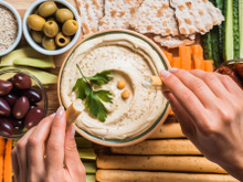 Pénurie de houmous : Pourquoi nos apéros n'auront pas la même saveur cet été ?