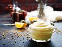 Voici comment préparer une "baconaise" maison, la mayonnaise au bacon dont vous ne pourrez plus vous passer