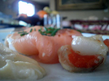 Ballotins de saumon fumé à l'œuf poché