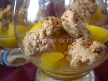 Verrine de foie gras à l'ananas caramélisé et piment d'espelette