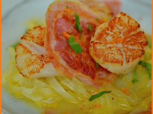 Saint-Jacques aux endives à l'orange et pancetta