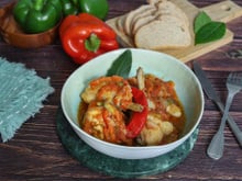“C'est un régal !” : cette recette de poulet basquaise notée 5/5 sur 750g est parfaite pour la saison (avec une astuce pour rendre le poivron plus digeste)
