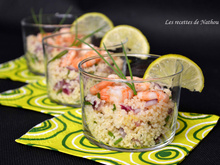 Verrines de taboulé aux crevettes, citron vert et oignon rouge