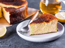 Un cheesecake ultra crémeux : François-Régis Gaudry dévoile une recette irrésistible en provenance du Pays basque !