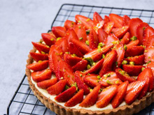 Un pur régal de saison : notre recette de tarte aux fraises notée 5/5 par nos lecteurs n’attend plus que vous !