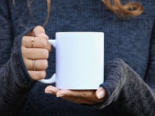 Thé ou café, laquelle de ces 2 boissons contient en réalité le plus de caféine ?