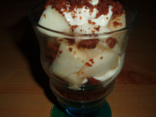 Douceurs au pain d'épices et poires en verrines