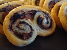 Palmitos à la tapenade et tomate