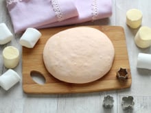 Pâte à modeler aux chamallows