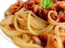 Pâtes à la sauce tomate sans cuisson