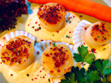 Coquille Saint-Jacques sauce mousseline aux senteurs de Pommeau