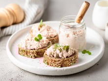 Rillettes au thon, saumon ou maquereau : voici nos 3 recettes express qui sauront ravir vos convives à l'apéritif !