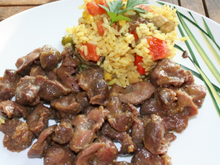 Salade de riz aux gésiers de poulet frais