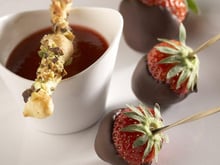 Fraisy Pops, Coulis de fraises et Sacristains aux Pistaches