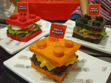 Brick Burger : le seul endroit où on peut jouer avec sa nourriture