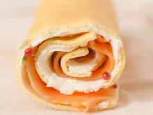 Roulé au saumon citronné à la crème de chèvre