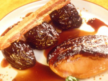 Foie gras de canard du Sud-Ouest poêlé au vinaigre balsamique et Pruneaux d'Agen