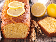 Ni sec, ni fade : les 5 règles d'or pour un cake au citron ultra-moelleux (comme chez le pâtissier)