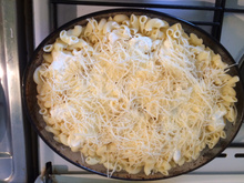 Gratin de pâtes aux champignons et à la mozzarella