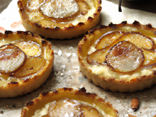 Tartelettes aux poires et amandes     