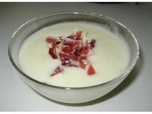 Soupe froide de melon au jambon
