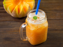 Comment faire une chouette boisson fraîche au melon  ?